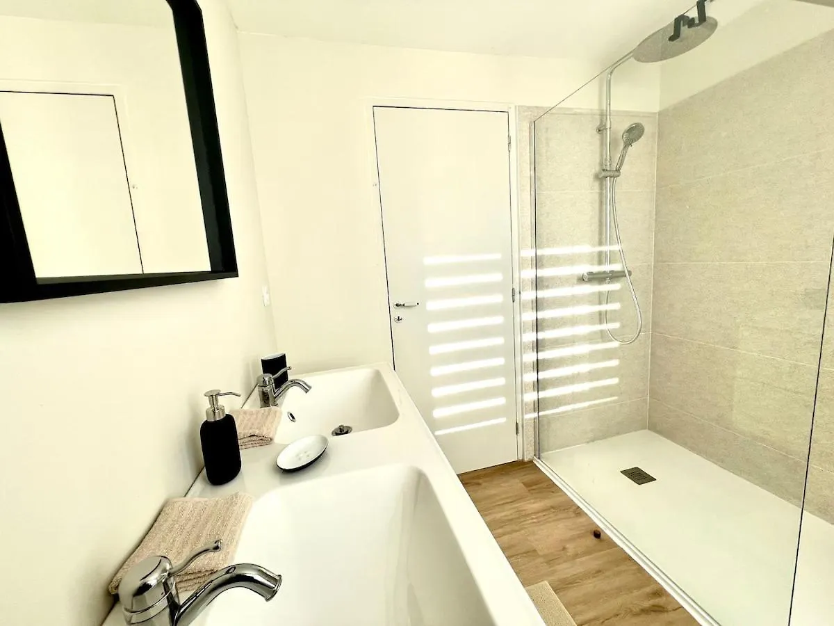 Casa de Férias Koquillage, Cozy House With Hot Tub, Gr34, 10 People Vila Moëlan-sur-Mer